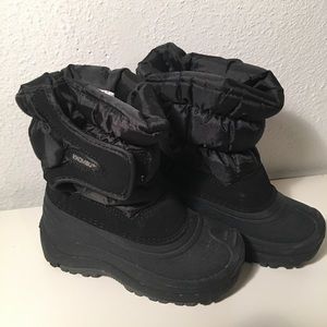 Khombu snow boots size 10